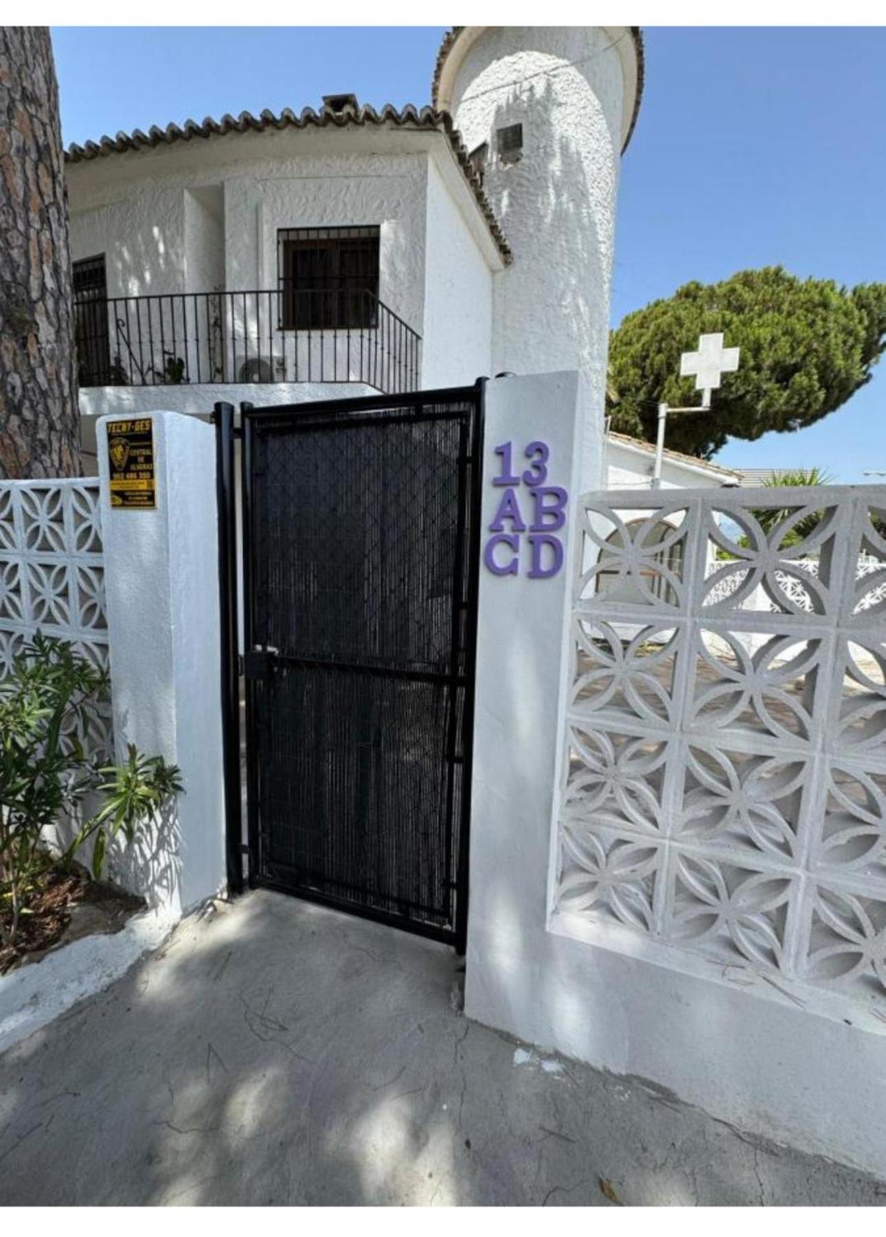 Apartamento Con Cocina Americana En Elvira Marbella